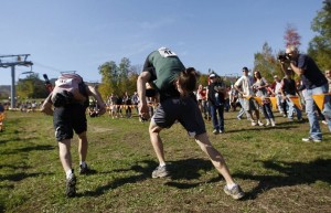 wife-carrying-chamionship-2[3]